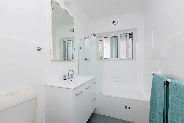 Sixth view of Homely apartment listing, 4/7 Eric Road, Artarmon NSW 2064