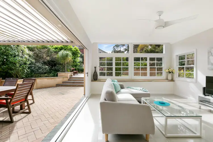 15 Crowther Avenue, Greenwich NSW 2065