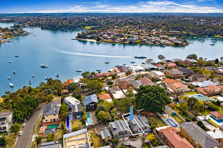 Fourth view of Homely house listing, 1/15a Blackwall Point Road, Chiswick NSW 2046