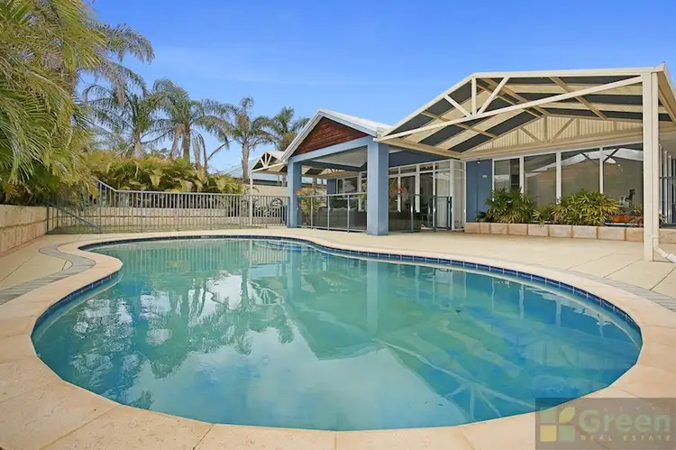 17 Brouwer Trail, Dudley Park WA 6210