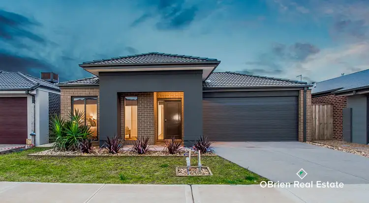 Main view of Homely house listing, 48 Wilmington Avenue, Cranbourne West VIC 3977