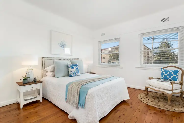 Third view of Homely block of units listing, 1&2/23 Moore Road, Freshwater NSW 2096