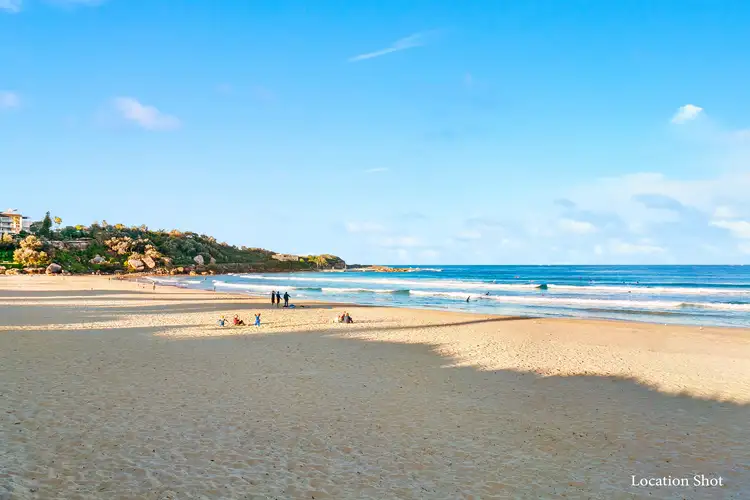 Fourth view of Homely block of units listing, 1&2/23 Moore Road, Freshwater NSW 2096