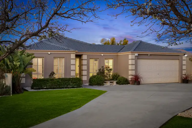 9 Stamford Close, Kanwal NSW 2259