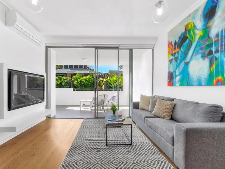 Third view of Homely apartment listing, 114/71 Beeston Street, Teneriffe QLD 4005