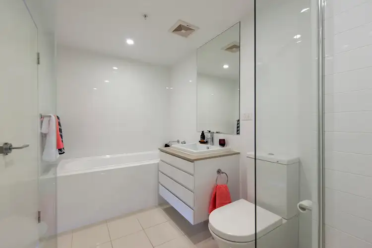 Sixth view of Homely apartment listing, 4008/37c Harbour Road, Hamilton QLD 4007