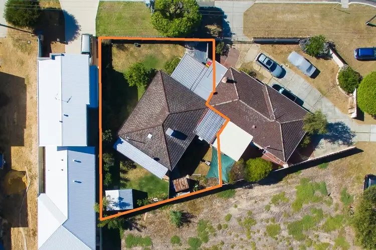 17 Clubb Street, Karrinyup WA 6018