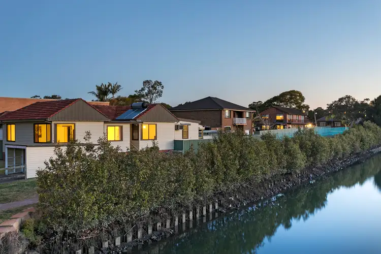 2 Lang Road, Earlwood NSW 2206