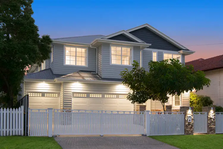 92 Solar Street, Coorparoo QLD 4151