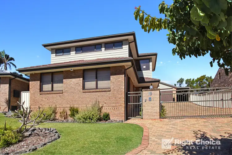 19 Minda Crescent, Oak Flats NSW 2529
