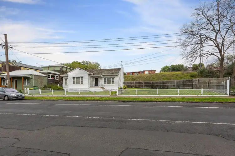 256 Nicholson Street, Seddon VIC 3011