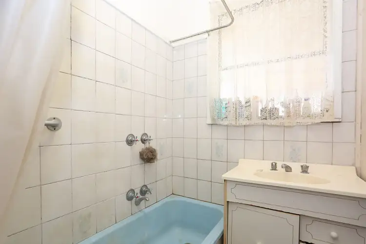 Fourth view of Homely house listing, 4 Merino Avenue, Dallas VIC 3047