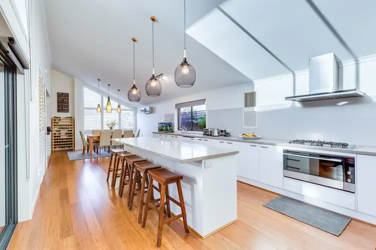 Fifth view of Homely house listing, 5 Grandview Crescent, Hillside VIC 3037