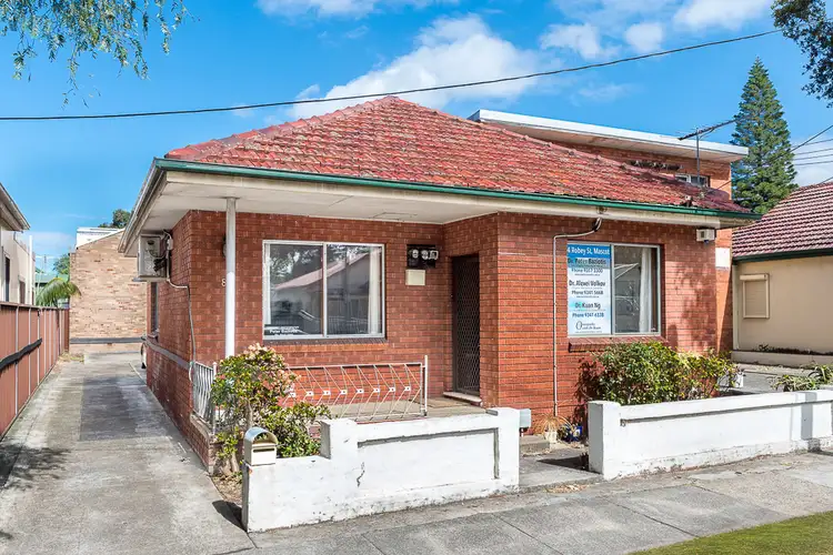 84 Robey Street