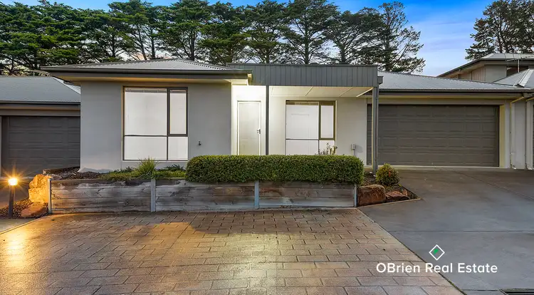 2/27 Ruby Joy Drive, Somerville VIC 3912