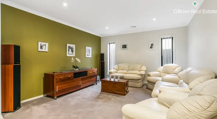 Fifth view of Homely house listing, 8 Ethereal Way, Sandhurst VIC 3977