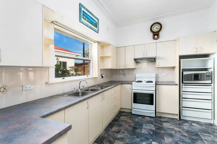 Second view of Homely house listing, 7 Rixon Avenue, Bulli NSW 2516