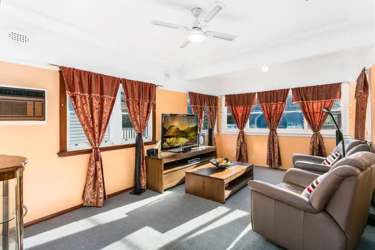 Fifth view of Homely house listing, 7 Rixon Avenue, Bulli NSW 2516