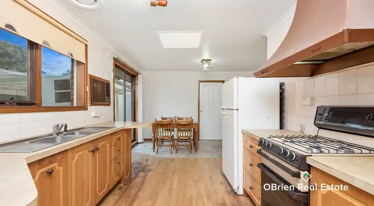Third view of Homely house listing, 6 Scotsburn Way, Endeavour Hills VIC 3802