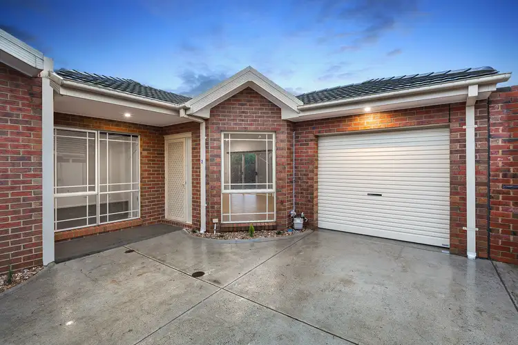 2/11 Dobson Crescent, Braybrook VIC 3019