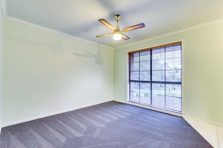 Sixth view of Homely house listing, 15 Chris Court, Hillside VIC 3037