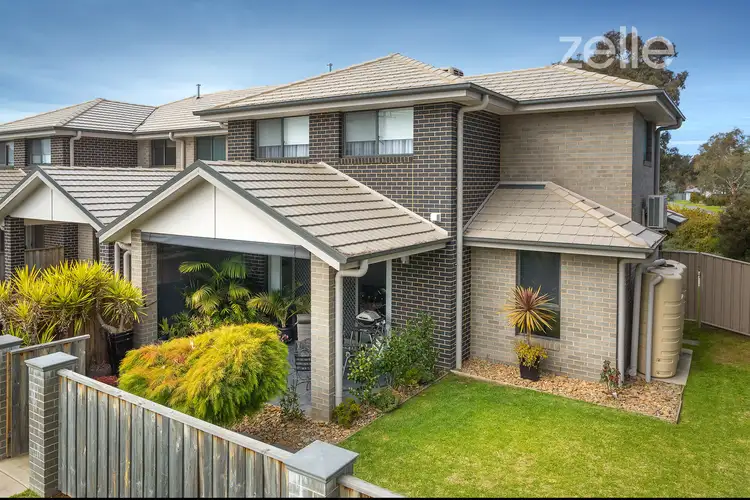 Main view of Homely townhouse listing, 1/4 Mardross Court, North Albury NSW 2640