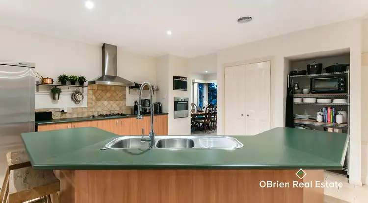 Sixth view of Homely house listing, 7 Vista Place, Beaconsfield VIC 3807