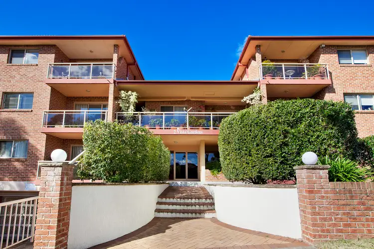 8/2 Vista Street, Caringbah NSW 2229