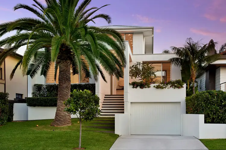 13 Stewart Avenue, Curl Curl NSW 2096