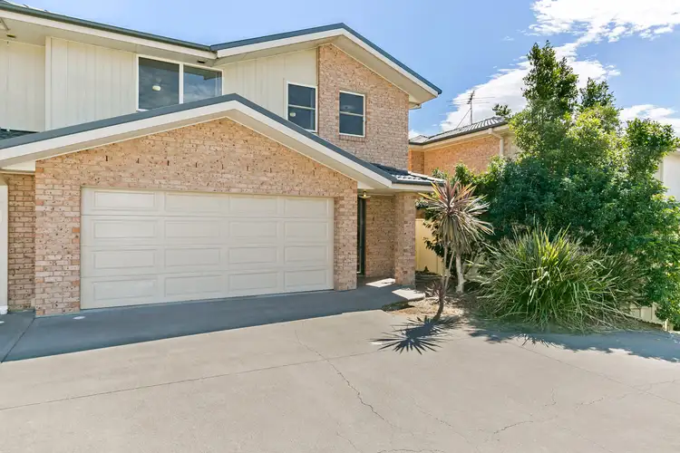 4/40 Dunkley Street, Rutherford NSW 2320