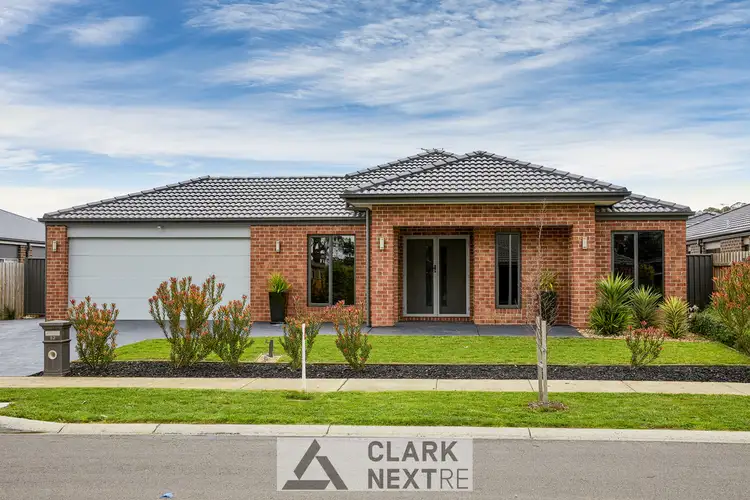 52 Pepper Crescent, Drouin VIC 3818