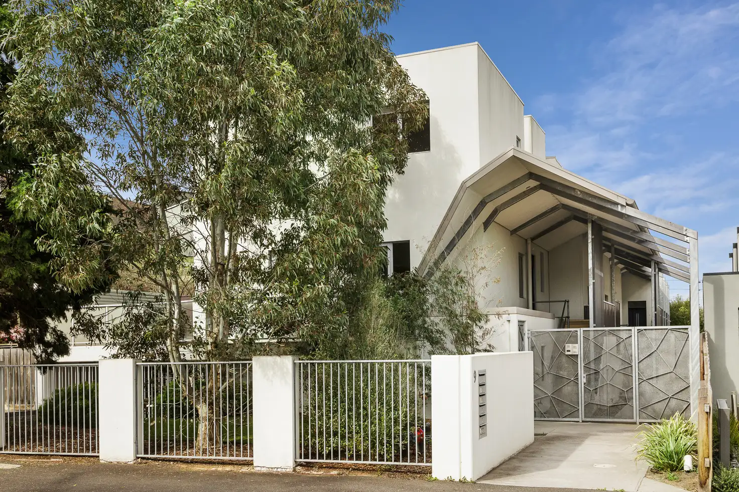 Main view of Homely townhouse listing, 4/9 Sandown Road, Ascot Vale VIC 3032