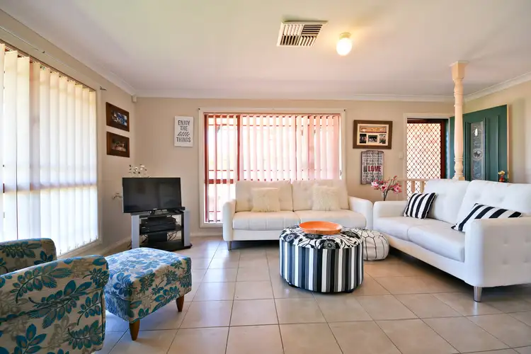 6/6-8 Sturt Circle, Dubbo NSW 2830