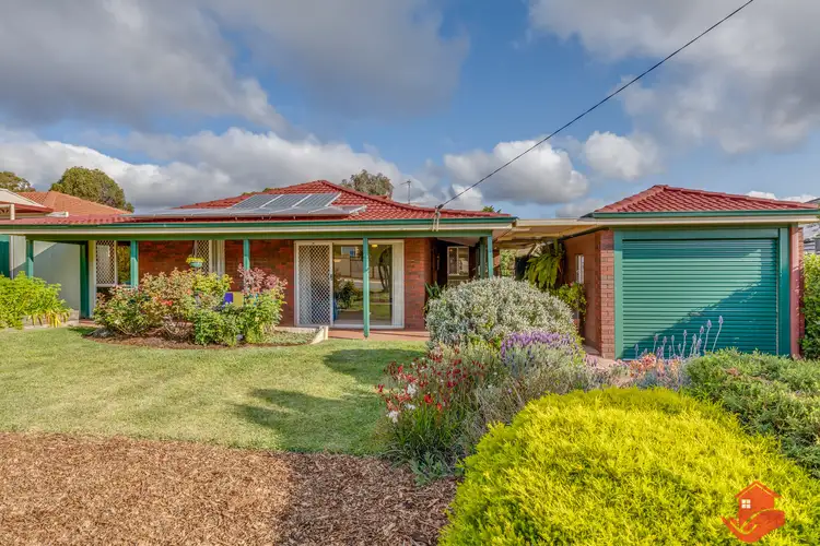 11 Ashley Drive, Kelmscott WA 6111