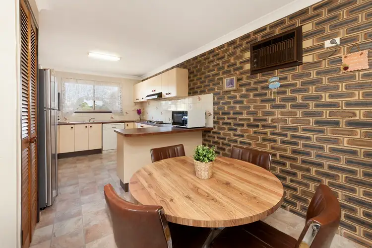 Sixth view of Homely house listing, 20 Helmsley Court, Carindale QLD 4152