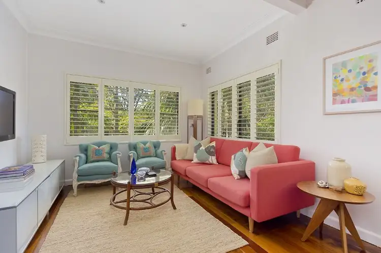 2/16 Wyuna Avenue, Freshwater NSW 2096