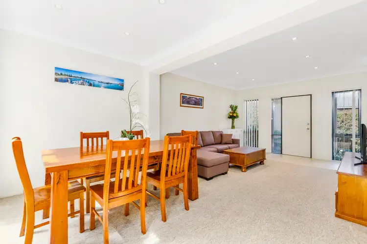 Fourth view of Homely townhouse listing, 2/11 Park Road, Bellambi NSW 2518