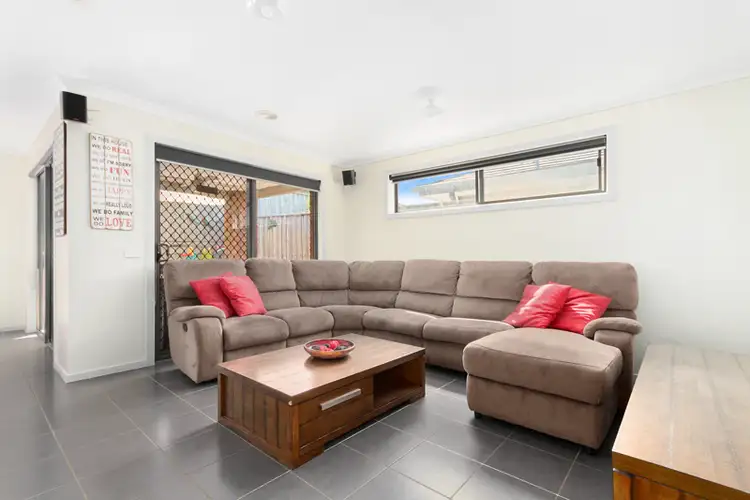 Fourth view of Homely house listing, 33 Kimberley Grove, Pakenham VIC 3810