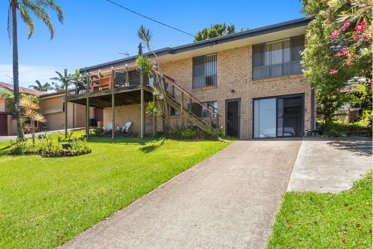 Main view of Homely house listing, 10 Cominan Avenue, Banora Point NSW 2486