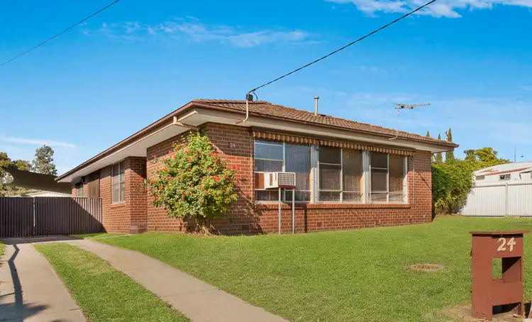 24 Warsaw Crescent, Wodonga VIC 3690