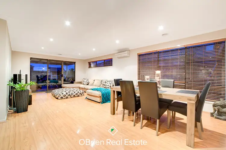 9 Lisa Avenue, Pakenham VIC 3810