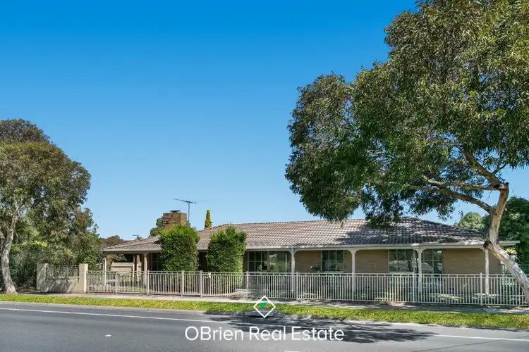 Second view of Homely house listing, 2 Bokissa Drive, Frankston VIC 3199