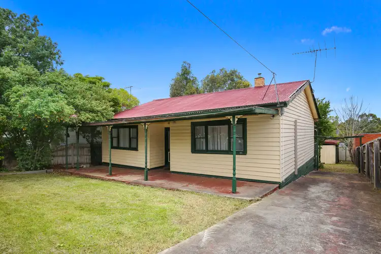 19 Keats Avenue, Kingsbury VIC 3083