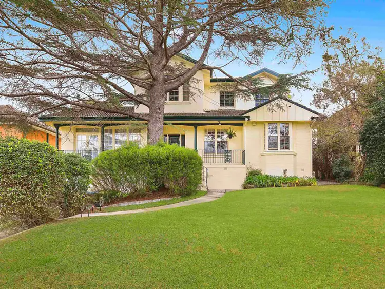 152 Collins Road, St Ives NSW 2075