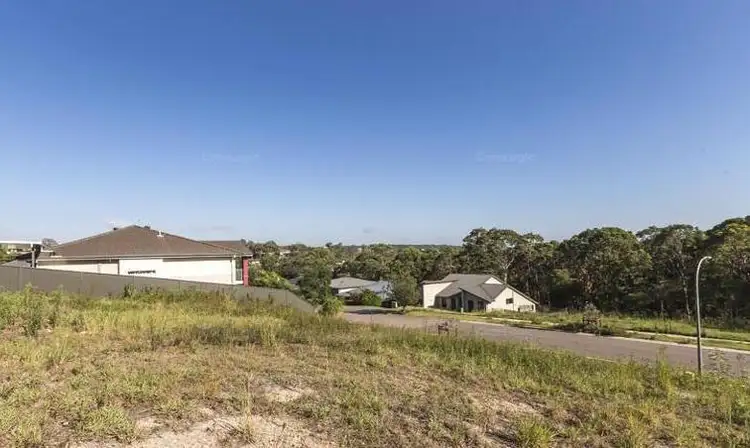 25 Robinia Close, Elermore Vale NSW 2287