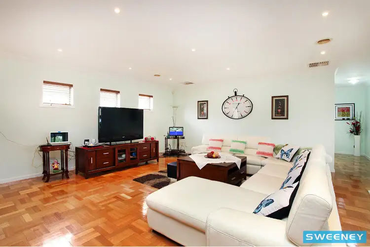 Fifth view of Homely house listing, 14 Illawarra Circuit, Taylors Hill VIC 3037