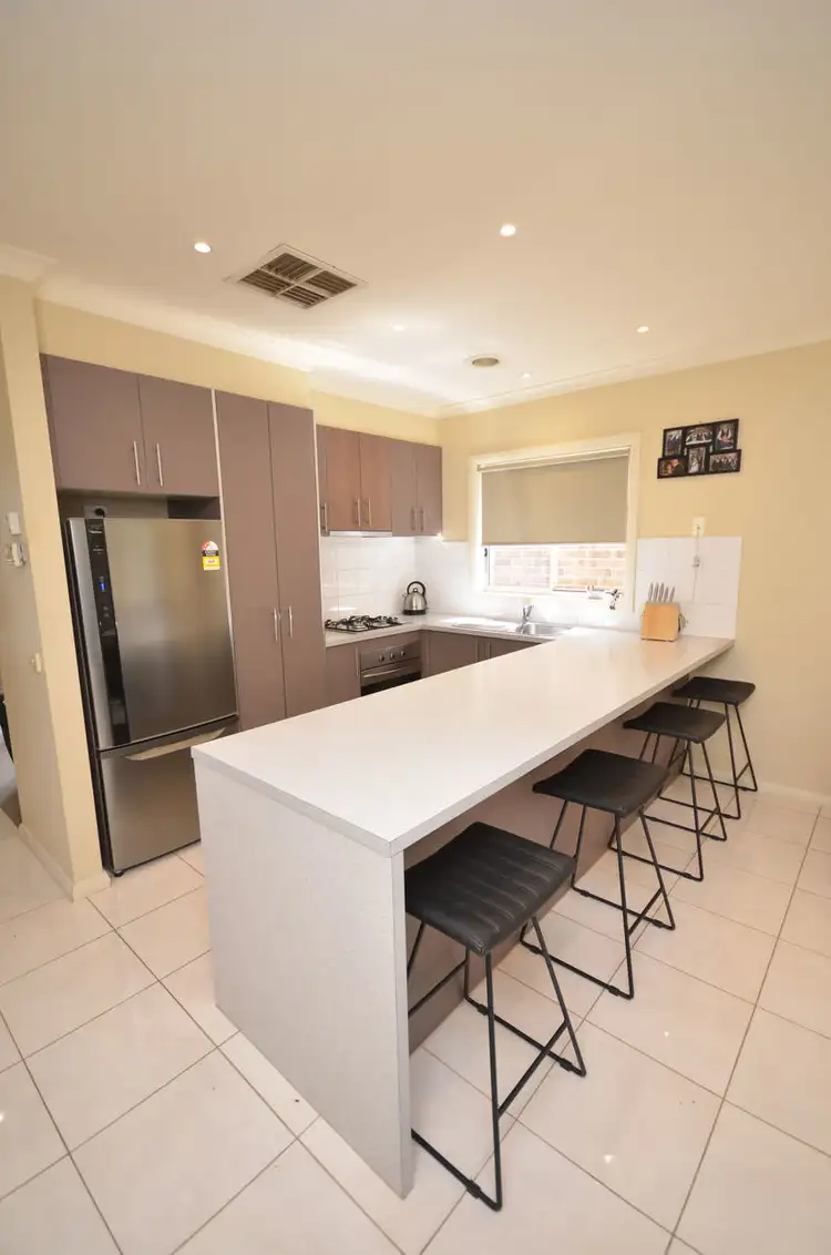 Seventh view of Homely townhouse listing, 4 Sunset Avenue, Echuca VIC 3564