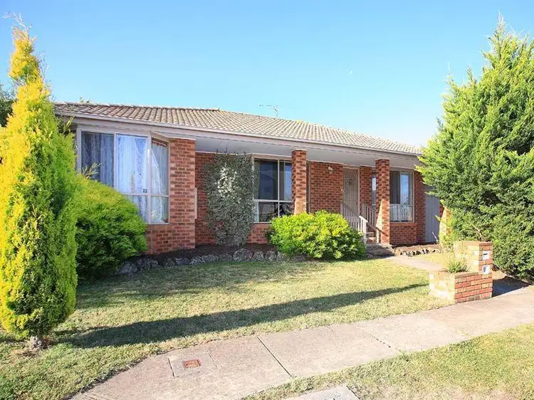 17 Woodside Close, Somerville VIC 3912