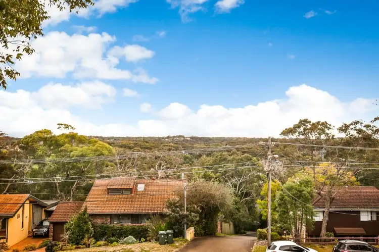 Second view of Homely house listing, 5 Lincoln Crescent, Bonnet Bay NSW 2226