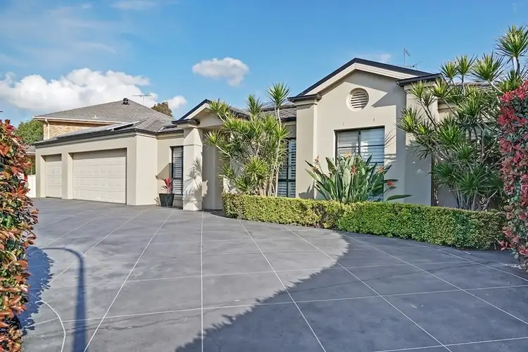 167 Welling Drive, Mount Annan NSW 2567